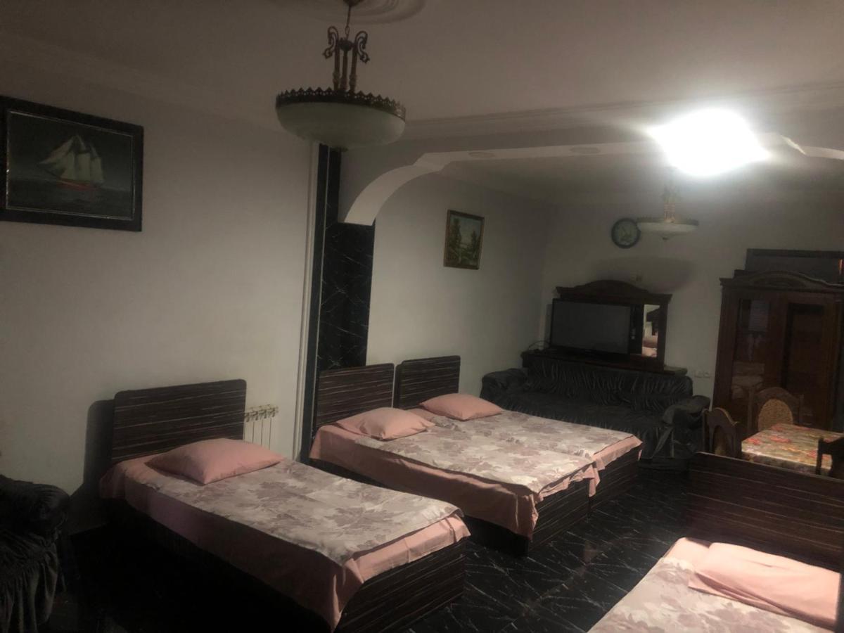 Twins Guest House By Black Sea Kobuleti Exteriör bild